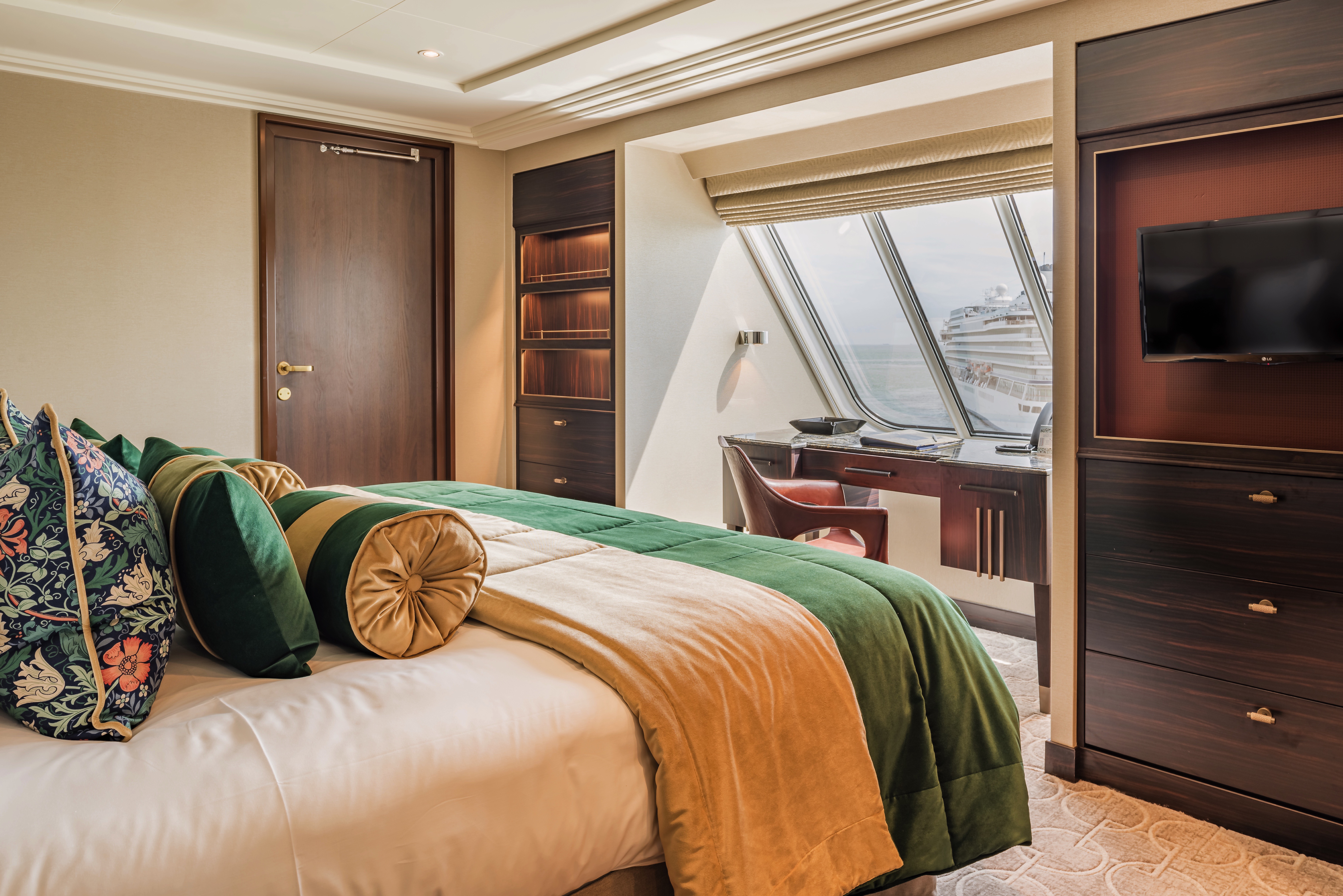 Forward Suite with Balcony